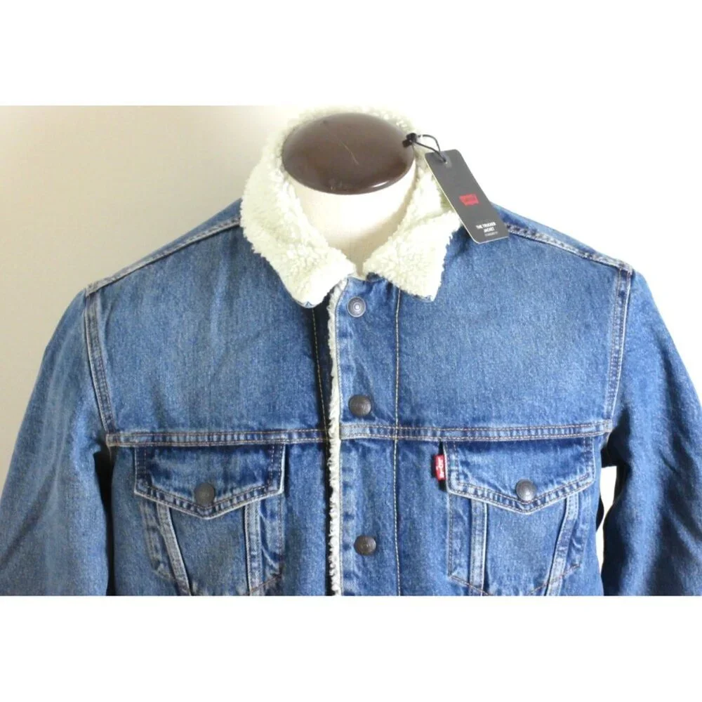 Levi's Men's Type 3 Sherpa lined Snap Front Trucker denim jacket Medium Wash NWT